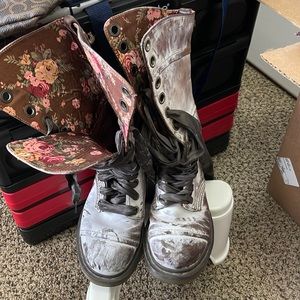Dr. Marten Boots